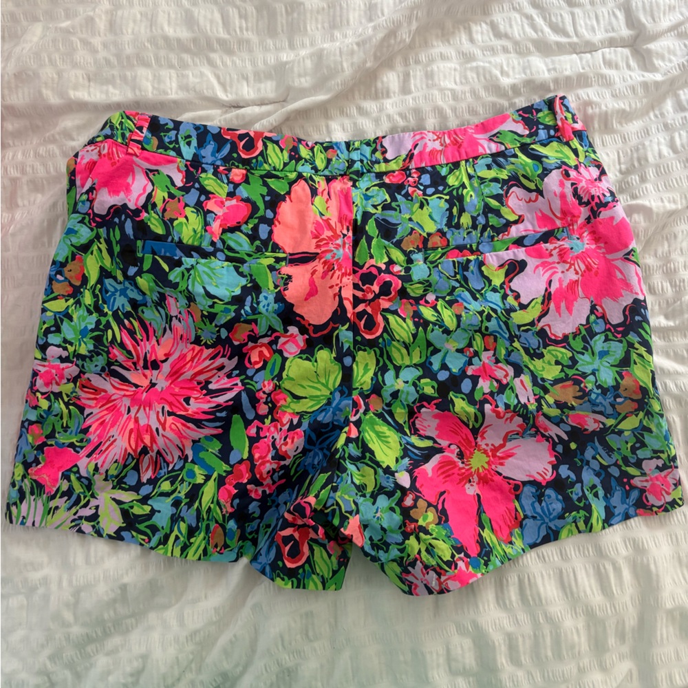 Lilly Pulitzer Shorts - Picture 2 of 3